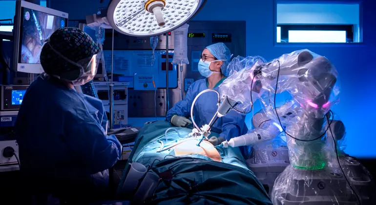 Surge in FDA Approvals and Strategic Partnerships Accelerates Medical Robotics Adoption