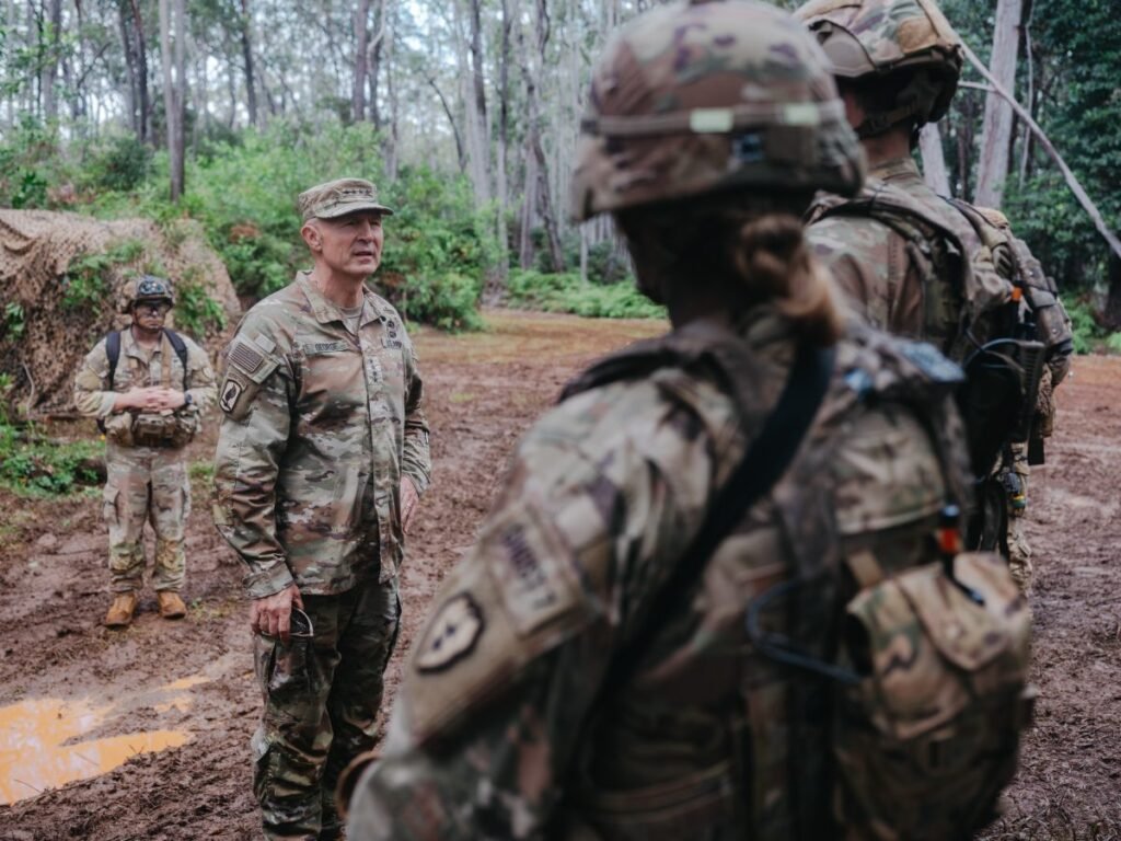 Self‑driving Razorback UGV equipped with a counter‑drone turret debuts at AUSA