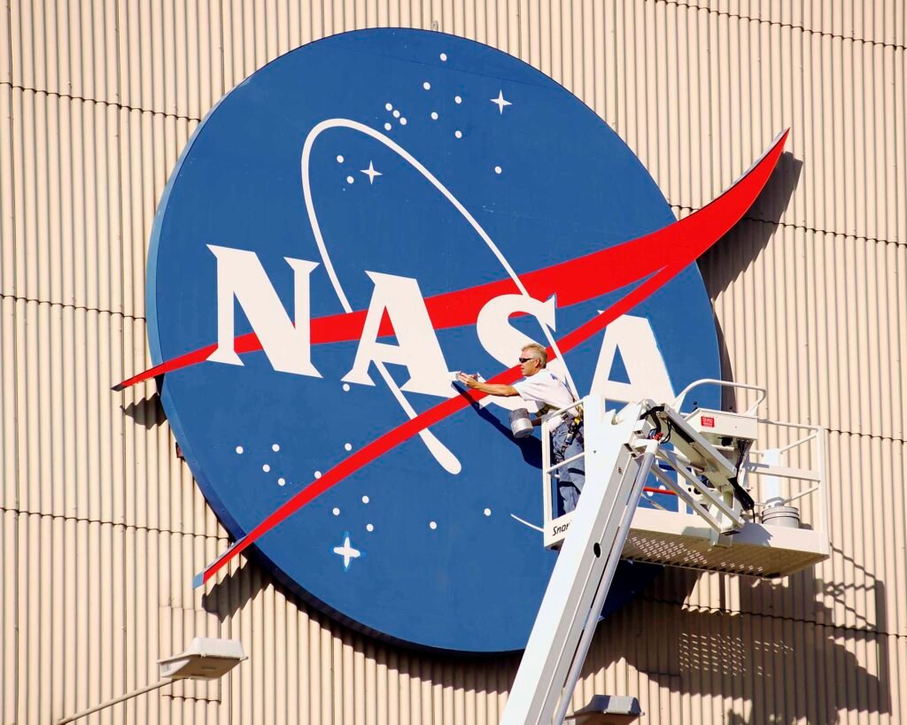 NASA Releases Full Artemis II Lunar Science Dataset, Accelerates Artemis III Prep, and Eyes Starship Test as Key Artemis Timeline Driver