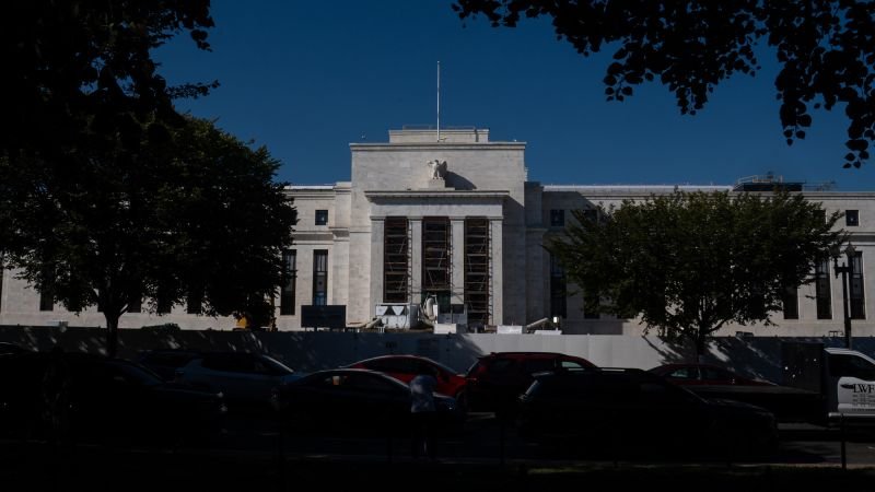 Treasury Yields Surge and Job Gains Stagnate, Raising Recession Risks