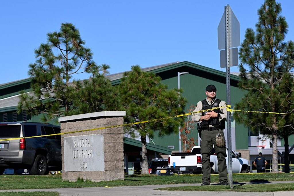 Bend school shooting: Schools stay closed as Oregon city mourns ...
